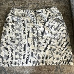 Urban Outfitters BDG Navy White Floral Print Skirt